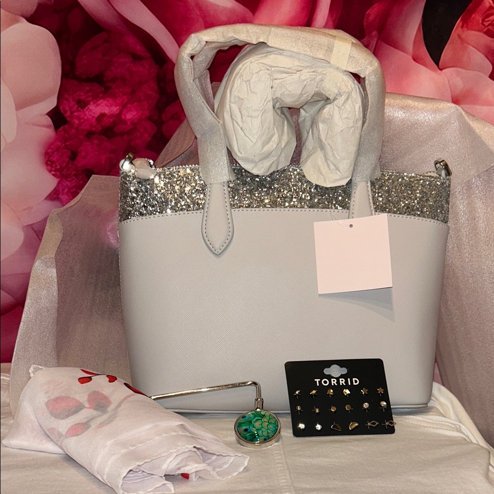 kate spade white tote with silver glitter trim